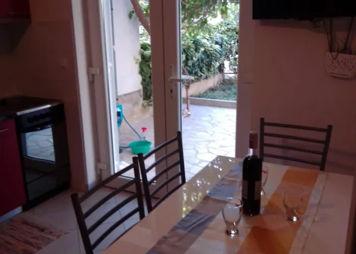 Andelka 아파트 오미스